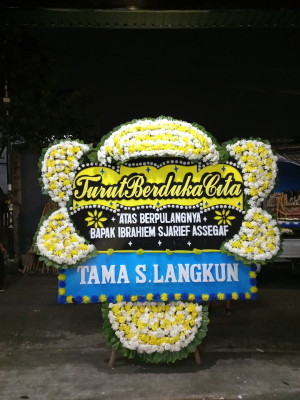 Papan Bunga Duka di Lagoa